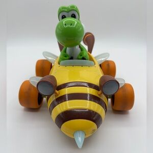 Mario Kart Bumble V Yoshi 1:18 Scale 2.4 GHz RC Car NO REMOTE comes with it